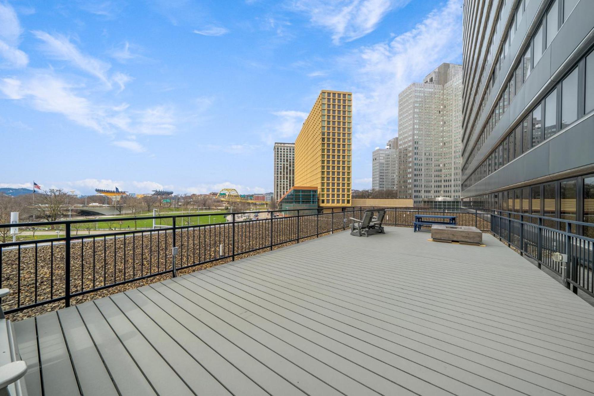 פיטסבורג Sprawling Stadium Views Wonderful Location 24-7 Parking Gym Lounge מראה חיצוני תמונה