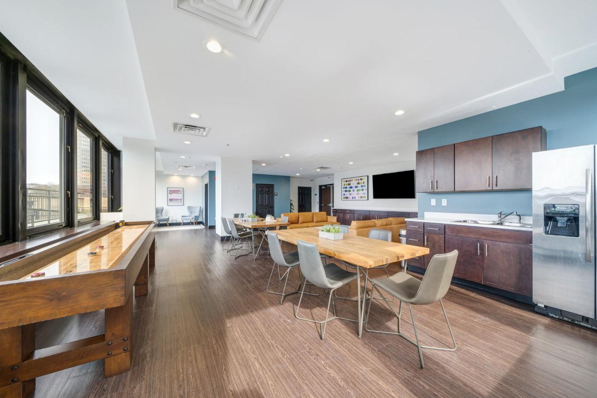 פיטסבורג Sprawling Stadium Views Wonderful Location 24-7 Parking Gym Lounge מראה חיצוני תמונה